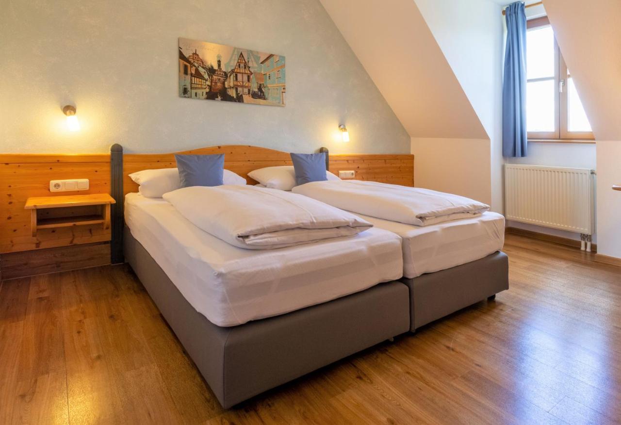 Hotel Am Schwanberg Roedelsee Exterior photo